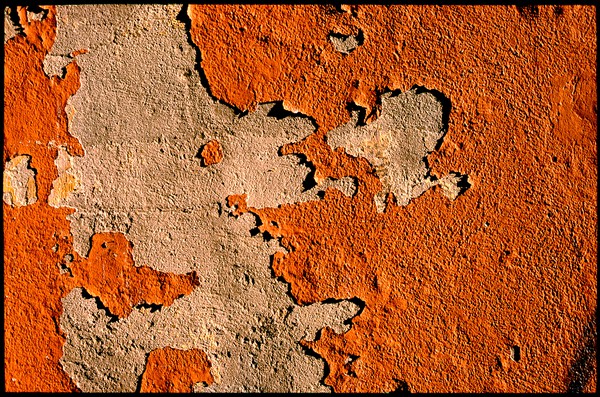 "Face à des Murs"
