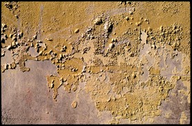 "Face à des Murs"