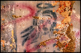 "Face à des Murs"