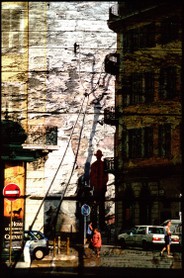 "Face à des Murs"