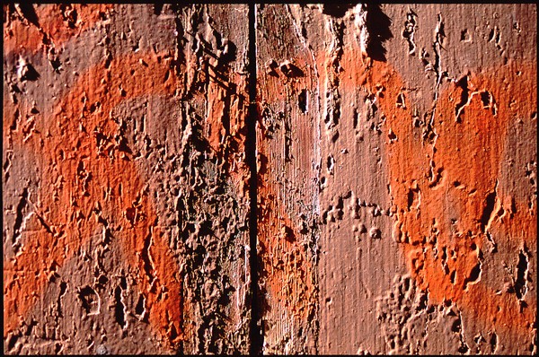 "Face à des Murs"